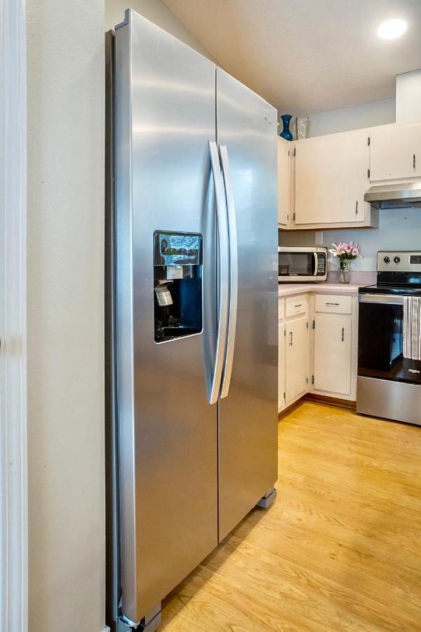 Life'S A Breeze! Updated 3B Home 10 Min To Beach! Gulf Breeze Exterior foto